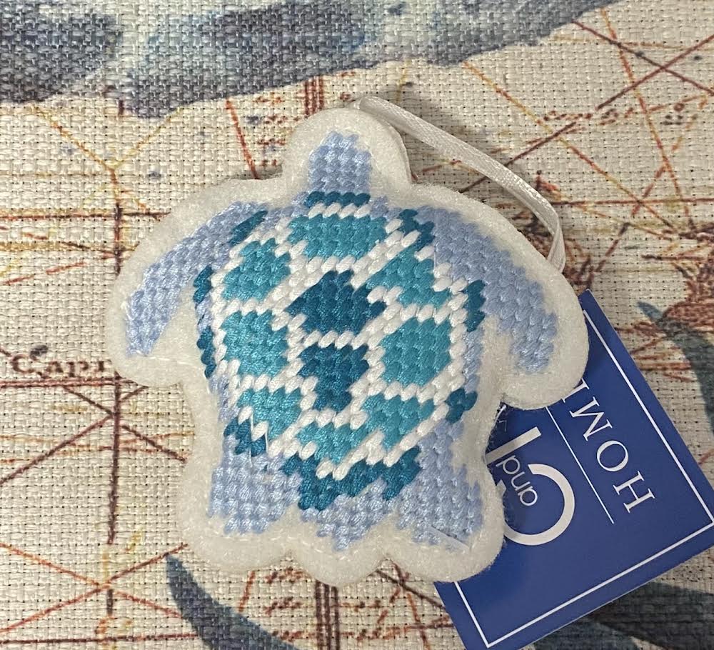 WOVEN C&F ORNAMENTS