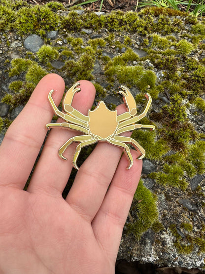 Kelp Crab Enamel Pin - 25% to Charity!