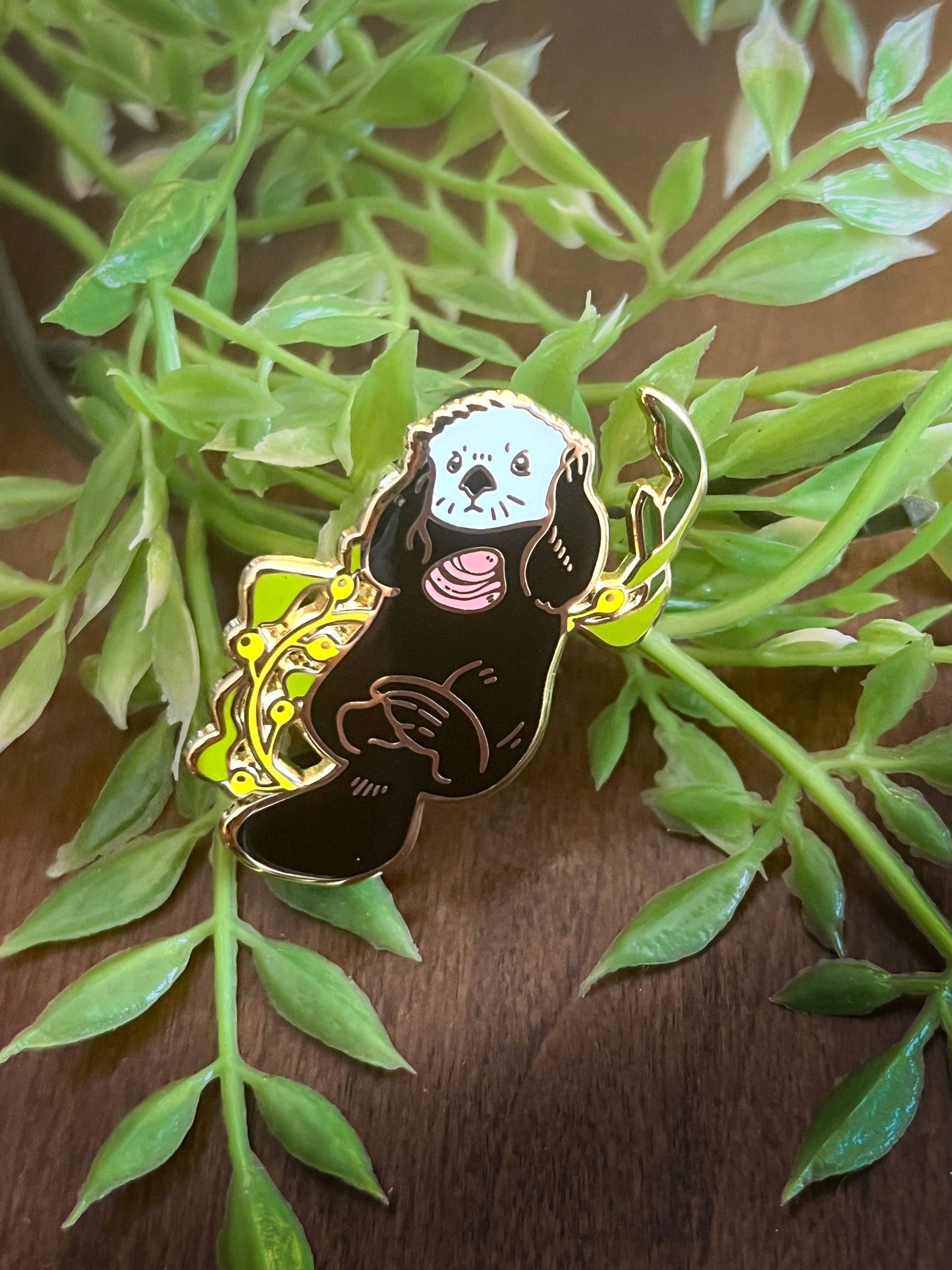 Sea Otter Enamel Pin - Kelp Forest Friends