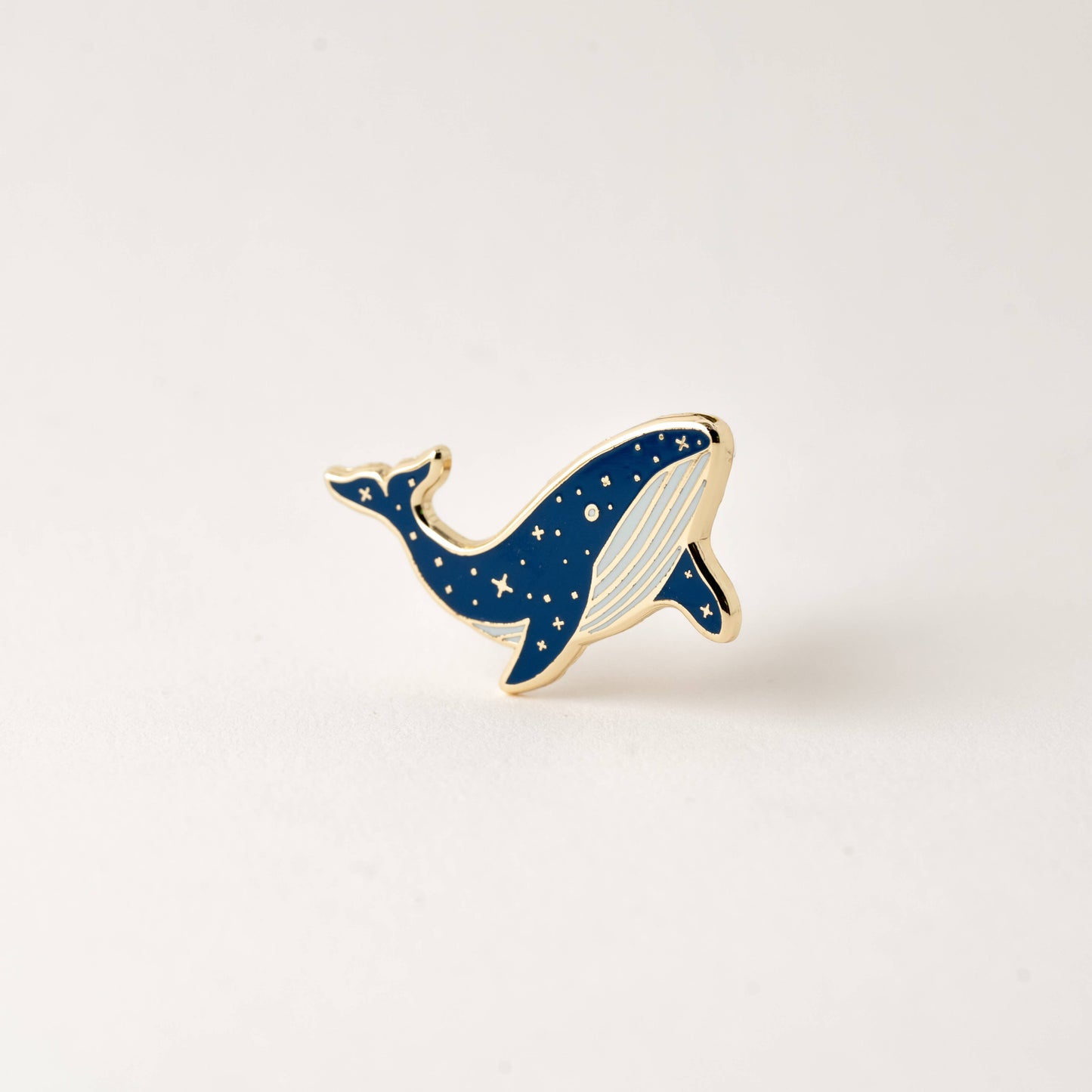 Whale Pin - Beach Gifts, Ocean gifts, Animal Gifts 