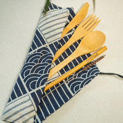BAMBOO TRAVEL CUTLERY SET