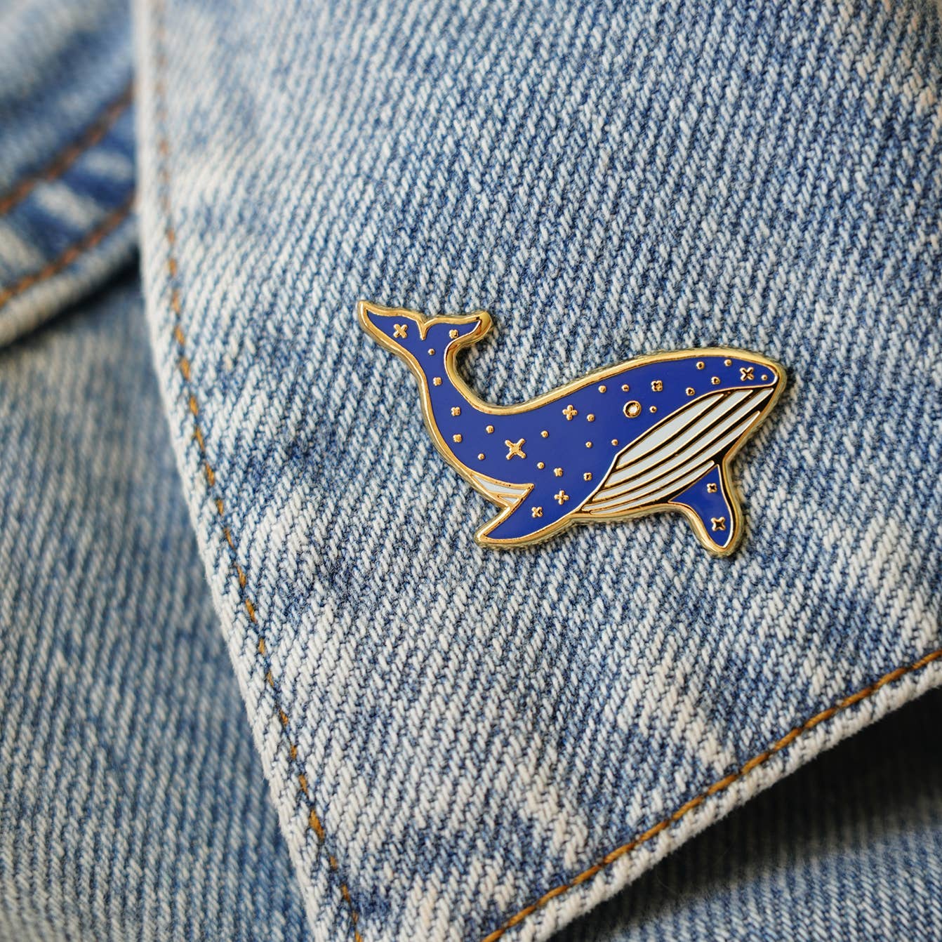 Whale Pin - Beach Gifts, Ocean gifts, Animal Gifts 